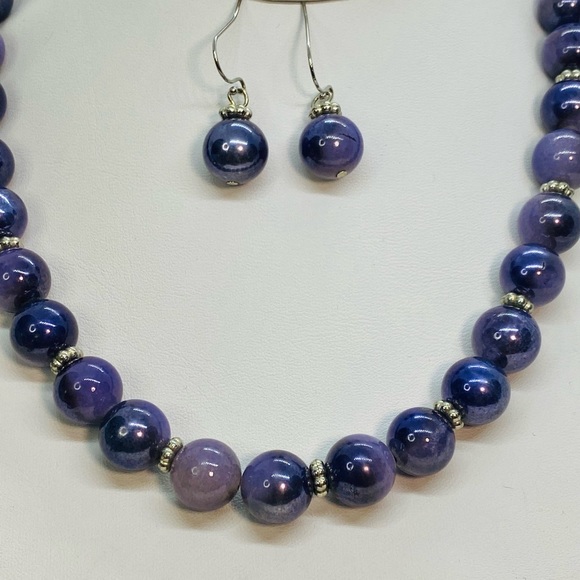 Vintage Publisher House 2-Pc Necklace Set - Picture 2 of 7